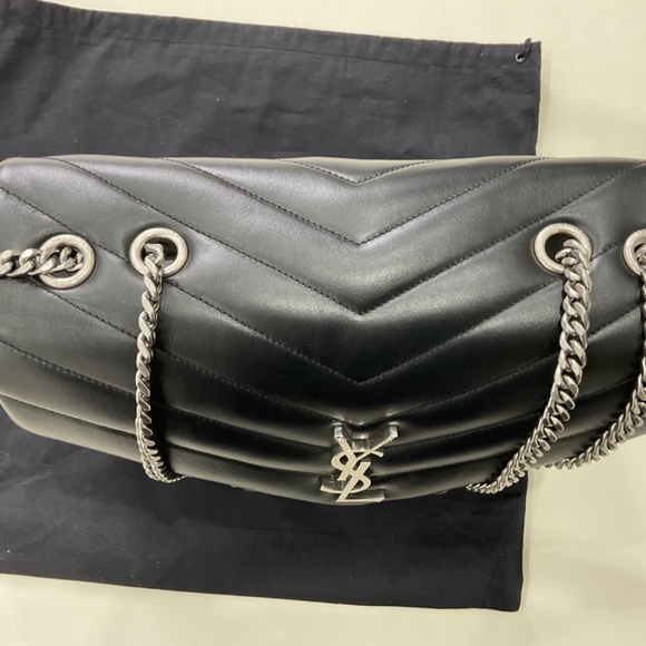 Ysl - Saint laurent medium loulou in black - Picture 8 of 13